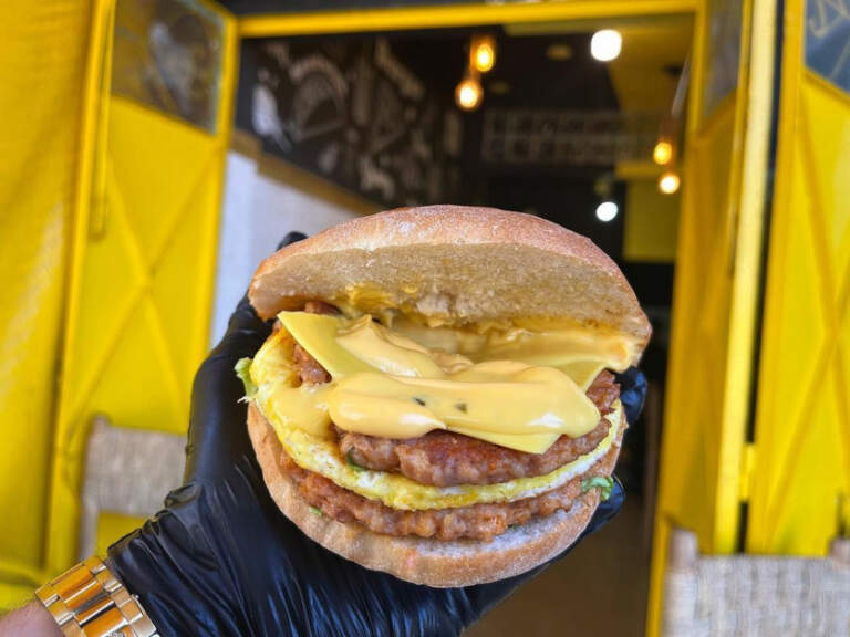 Menu Emojie food Marrakech July 2023 121000-757700